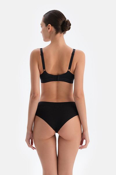 Dagi Sutien negru 1103Kc Neptune Gathering acoperit cu aer