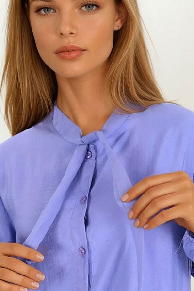 VAGGON Oversize Shirt with Lace Detail