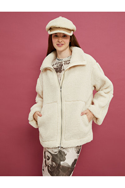 Koton Plüschjacke, Stehkragen, Reißverschlusstasche