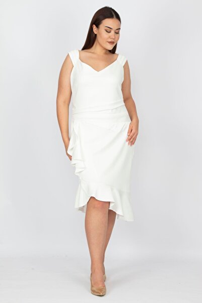 Şans Γυναικείο φόρεμα μεγάλου μεγέθους με κόκκαλο μέση και φούστα με λεπτομέρειες 65n29789