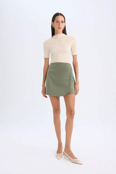 DeFacto High Waist Short Shorts Skirt C5284Ax24Au