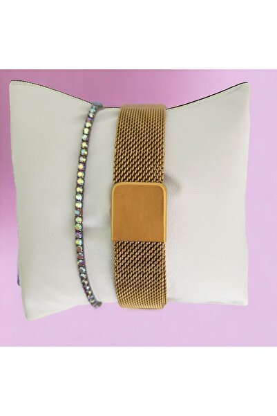 OEM Elegant Gold Women's Watch with Included Bracelet