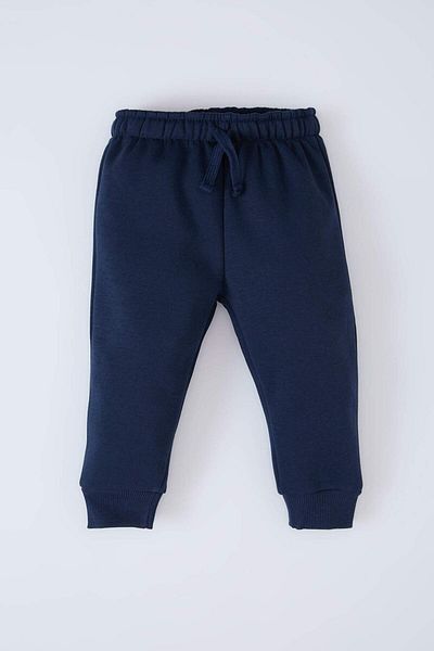 DeFacto 2-teiliges Set für Babys mit Neujahrsmotiv – Sweatshirt mit Rundhalsausschnitt und Jogginghose mit elastischem Bund D6729A524WN