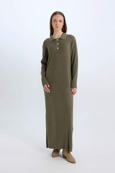 DeFacto Φόρεμα με κανονική εφαρμογή Polo Neck Basic μονόχρωμο μάξι πλεκτό φόρεμα D5434AX24WN