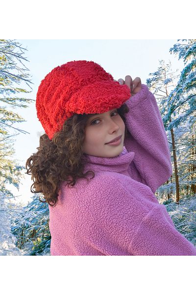 Özgüner Oyuncak Be Stylish While Keeping Warm with Pabtex: Plush Women's Cap Hat