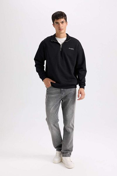 DeFacto سويت شيرت مطبوع بنصف سحاب وياقة واقفة من Boxy Fit D2694AX24AU