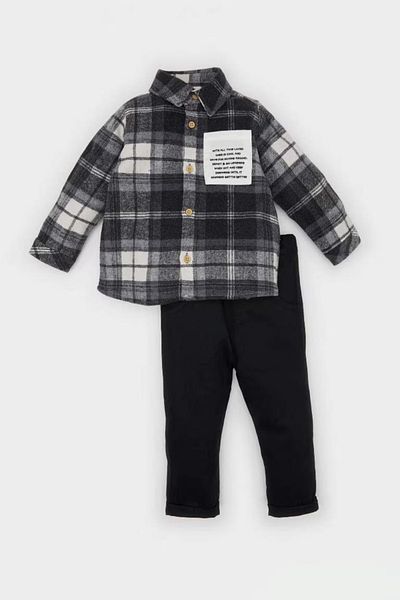 DeFacto Kariertes Holzfällerhemd und Hose mit elastischem Bund, 2er-Set für Babys – D5416a524wn