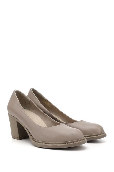 GÖNDERİ(R) Women/Girls Beige Medium Thick Heeled Genuine Leather Shoes