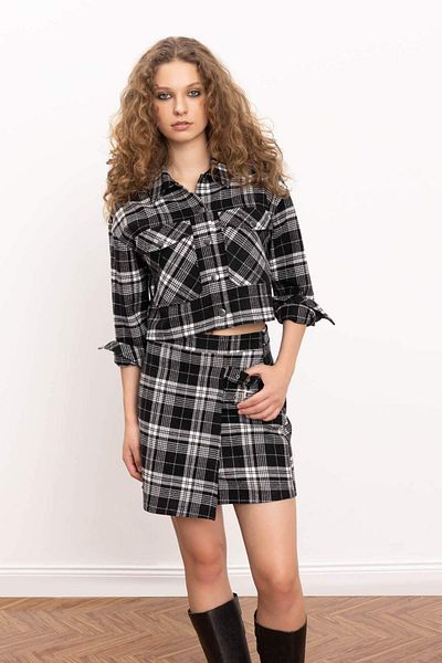 DeFacto Top crop cool cu tăietură largă - cu buzunare, flanel gros, mânecă lungă D7914AX24AU