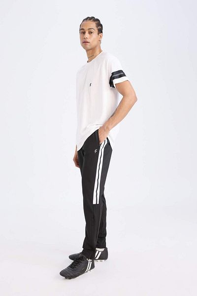 DeFacto Fit Slim Fit Slim Fit cu fermoar picior Skuba Diver Fabric Sportsman Jogger D0669ax24au