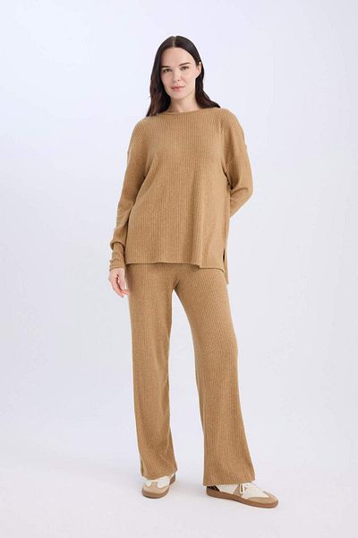 DeFacto Regular Fit Crew Neck Ribbed Camisole Slit Long Sleeve T-Shirt D6049Ax24Au