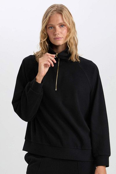 DeFacto Regular Fit Half Zipper Stand Collar Basic Plain Sweatshirt D9009Ax24Wn
