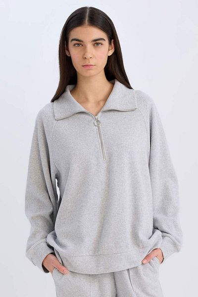 DeFacto Regular Fit Half Zipper Stand Collar Basic Plain Sweatshirt D9009Ax24Wn