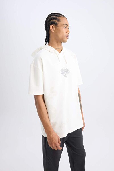 DeFacto Defactofit Nba New York Knicks Oversize Wide Fit Hooded Short Sleeve T-Shirt D2570Ax24Au