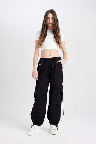 DeFacto Cool Cool Pantaloni cu picior lat cu talie normală Gabardină de bază, drepte, cu șireturi, cu buzunar cargo B1205ax24au