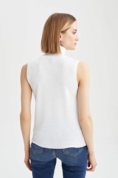 DeFacto Regular Fit Balıkçı Yaka Kolsuz Basic Düz Triko Kazak U8250AZ24AU