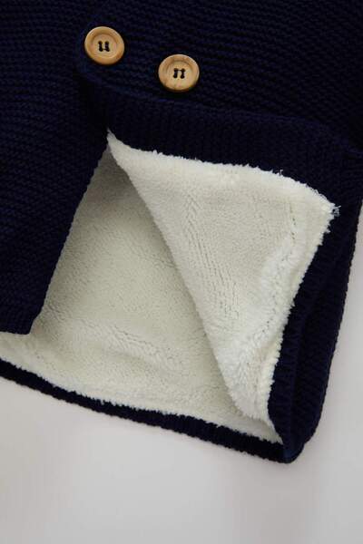 DeFacto Erkek Bebek Lacivert İçi Polarlı Çift Düğmeli Kapüşonlu Triko Hırka A3840A524WN