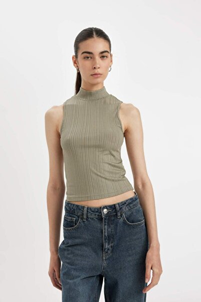 DeFacto Slim Fit Dar Kesim Yarım Balıkçı Yaka Fitilli Kaşkorse Smart Atlet C7703AX24AU