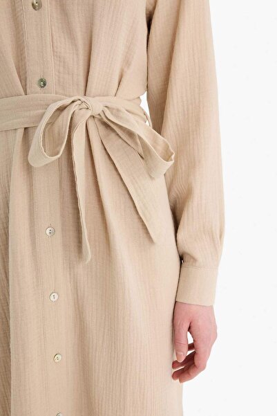 DeFacto Gömlek Yaka Kuşaklı Müslin Uzun Kollu Maxi Elbise D9633AX25SM