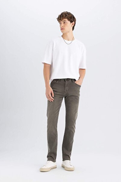 DeFacto Sergio Regular Fit Normal Fit Normal Waist Pipe Leg Jean Pants D7337Ax24Au