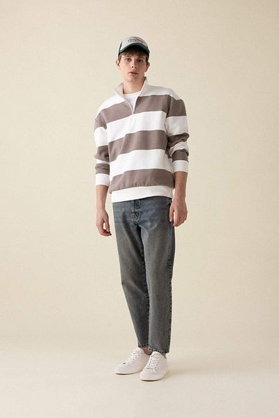 DeFacto 100% bumbac, anii 90, slim fit, model îngust, talie înaltă, pantaloni de jeans cu picioare înguste C7379AX24AU