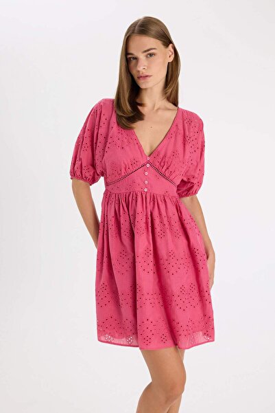 DeFacto Babydoll Vual Kısa Kollu Brode Mini Abiye Elbise D4402AX24HS