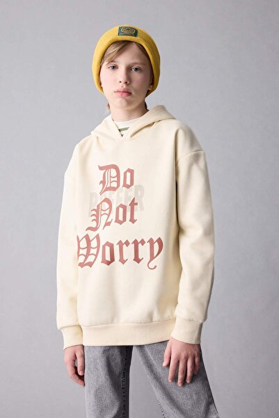 DeFacto Erkek Çocuk Oversize Geniş Kalıp Kapüşonlu Baskılı Sweatshirt D1908A824WN
