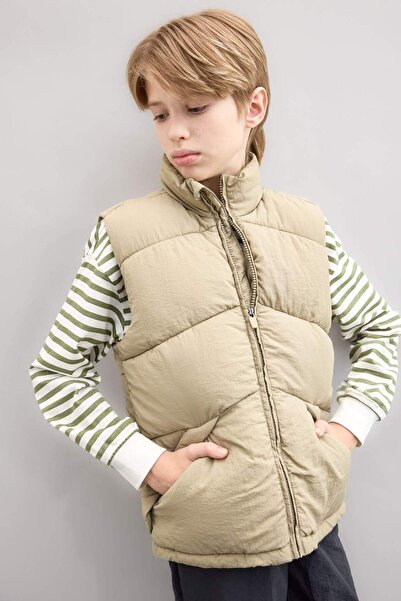 DeFacto Erkek Çocuk Su Geçirmez Yarım Balıkçı Yaka Şişme Yelek C4335A824AU