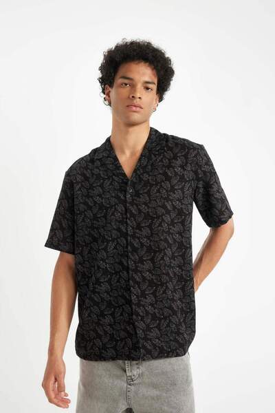 DeFacto Regular Fit Apache Collar Floral Poplin Short Sleeve Shirt D8329Ax24Hs