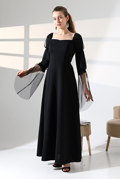 Fasmia SİYAH KOL DETAYLI STRAPLEZ KALP YAKA UZUN ELBİSE
