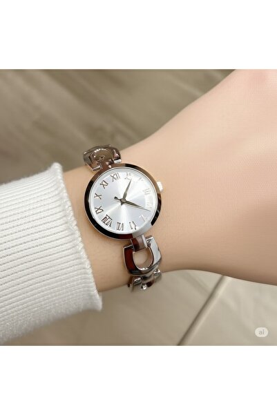 FAMEMUS ACCESSORY Wide Ring Chain Detailed Wrist Watch