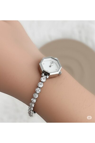 FAMEMUS ACCESSORY Octagon Watch with Crystal Stone