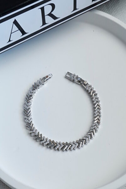 DEMOKAN Kadın Bileklik Kararmaz 14k Altın Renk Vip Seri İthal Sıralı Düz Zirkon Ok Bileklik