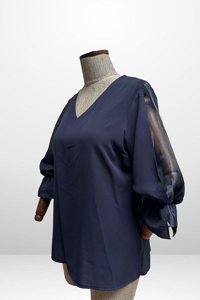 By Saygı V-Neck Semi Organza Crepe B.B. Blouse
