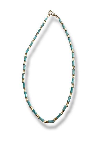 Bo Takı ve Aksesuar Mavi boncuklı gold detay kolye