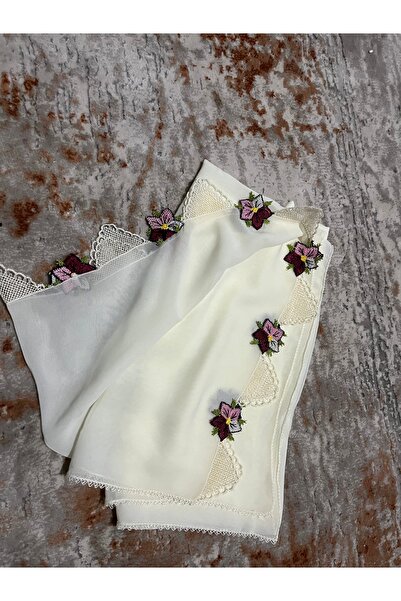 TRACE CODE İğne oyası el emeği Mevlüt örtüsü