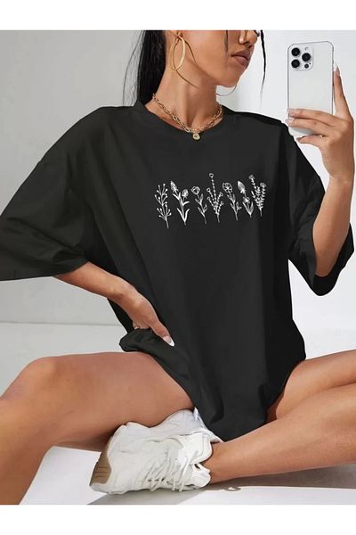 SuQ Women's Printed Oversize T-shirt - Black