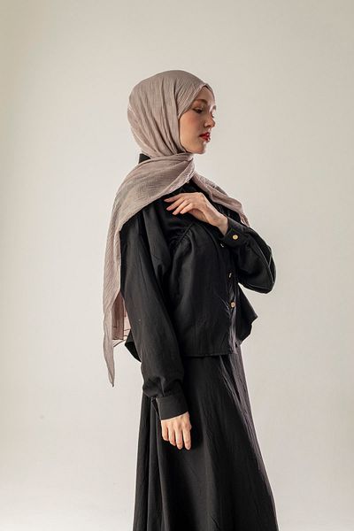 FLEUR SOİE شال موسلين رمادي اللون من DAMA