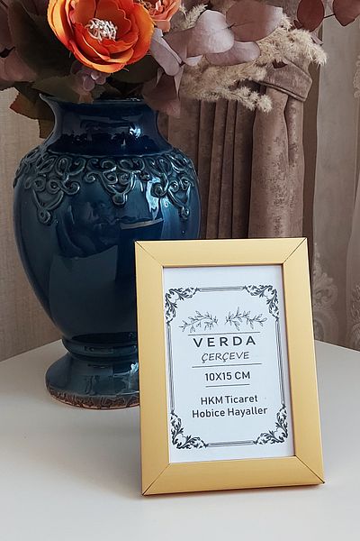 Verda Çerçeve Κορνίζα 10x15 cm! Διακοσμητικό πλαίσιο επιφάνειας εργασίας με γυαλί PVC με ξύλινα πόδια!