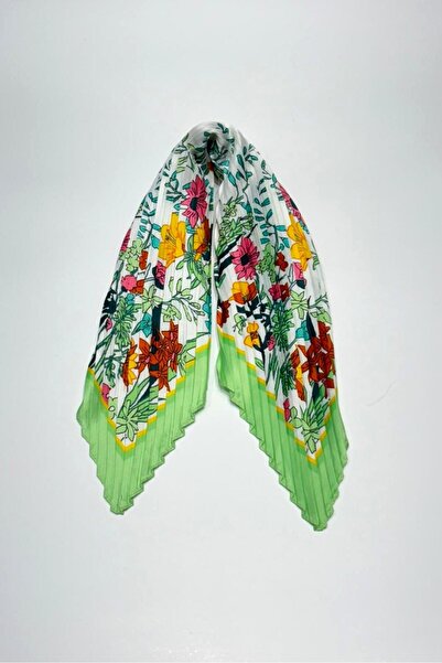 Nish&Chic وشاح مطوي