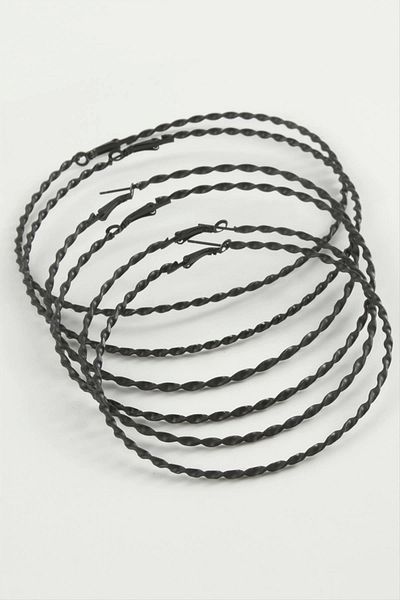 LiderGlobal Twisted Metal Hoop Earrings 6 Pieces