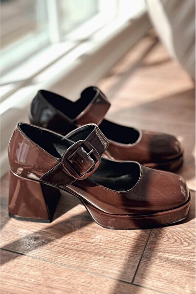 I Love Shoes Lanis Patent Leather Buckle Detailed Platform Heeled Shoes Bitter Brown