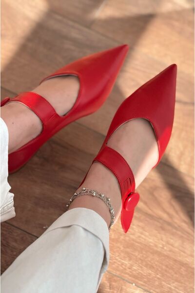 I Love Shoes Peronsa Mat Deri Kırmızı Düğme Detaylı Babet