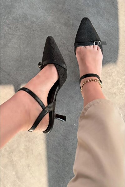 I Love Shoes Στιλέτο με λεπτομέρεια από ψάθινη μαύρη πόρπη Rensowa