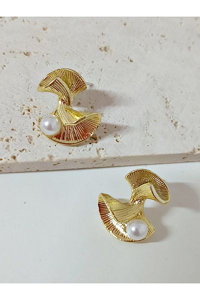 mos&more Gold Gingko Pearl Small Women's Earrings
