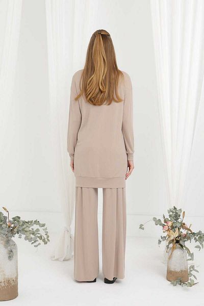 Puane Costum de damă, culoare bej, croială confortabilă, cu pantaloni asimetrici, 14355