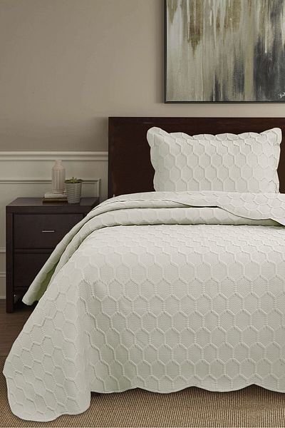 Bikaya Home Honey Comb 3D Single Bedspread Set (2 Pieces) - 180X240 cm - with Pvc Bag