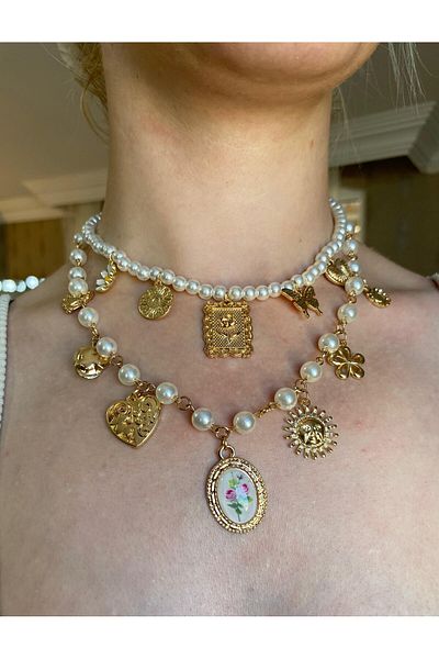 MIRADA JEWELRY Vintage Pearl French Palace Model Flower Pattern Double Charm Necklace