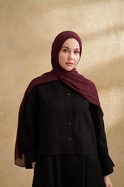 ARMANDA Muslin Leaf Pattern Shal - Burgundy