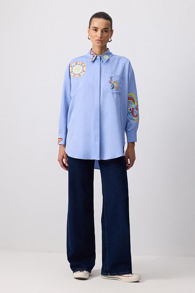 Touché Privé EMBROIDERY DETAILED SHIRT
